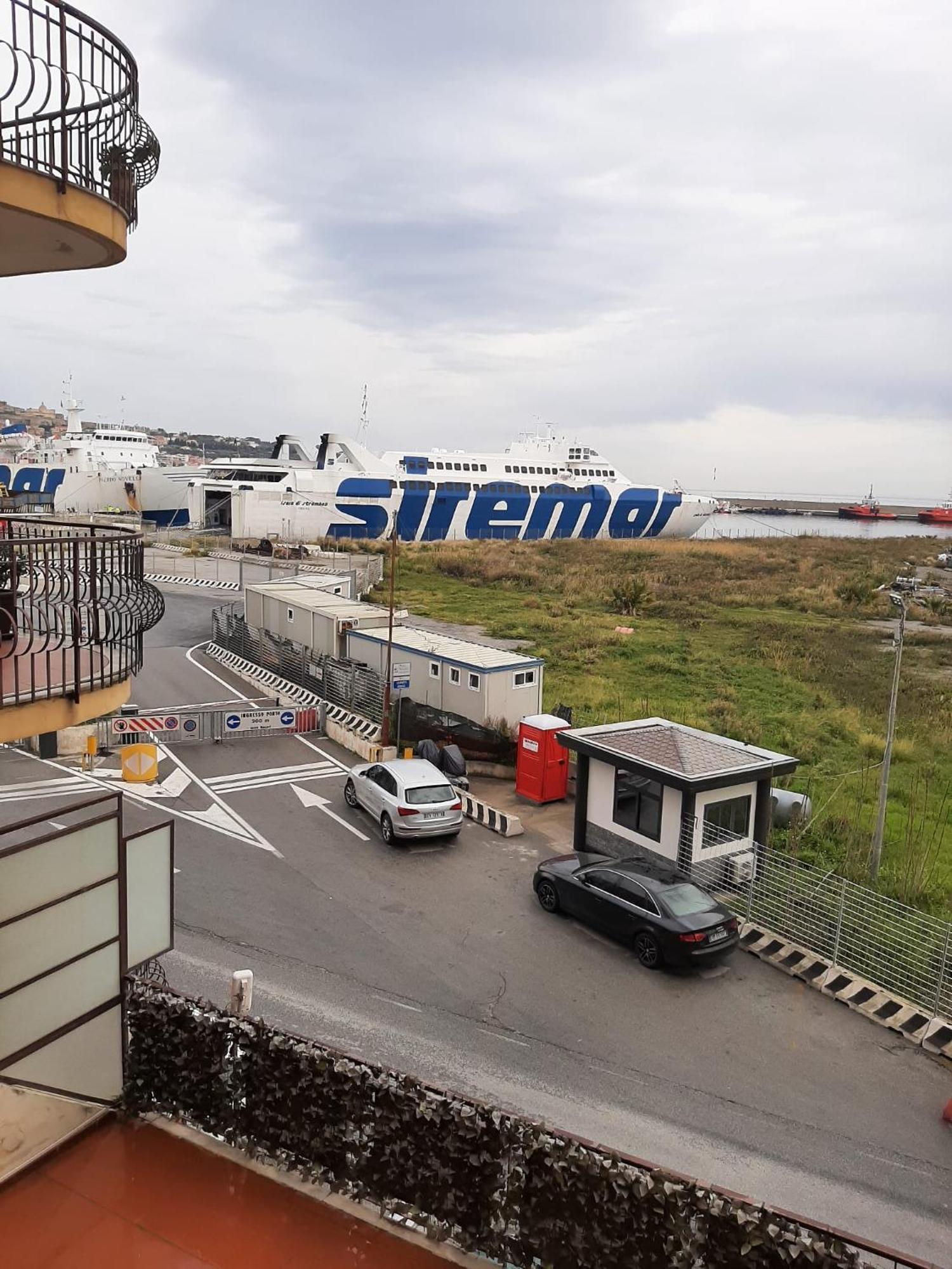 Laranda Rooms Milazzo Eksteriør billede